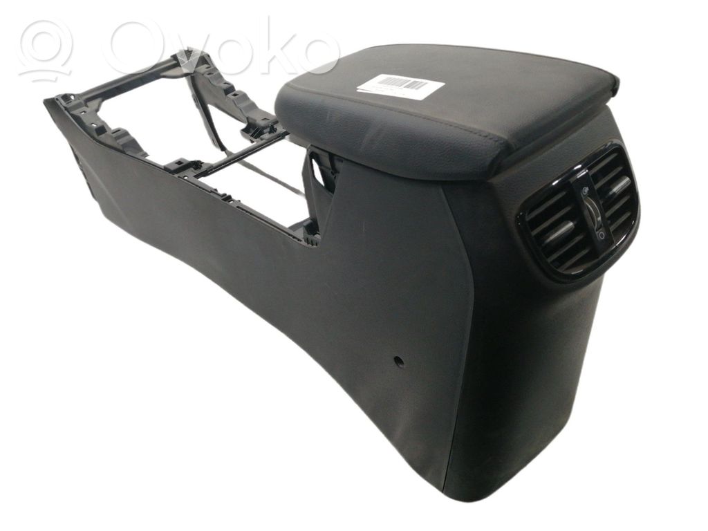 KIA Xceed Armrest 