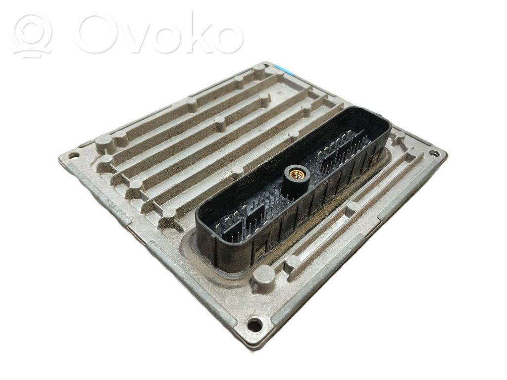 Unidad de control/módulo del motor   5M5112A650HF