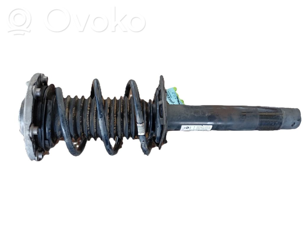 BMW 3 F30 F35 F31 Amortyzator osi przedniej ze sprężyną 