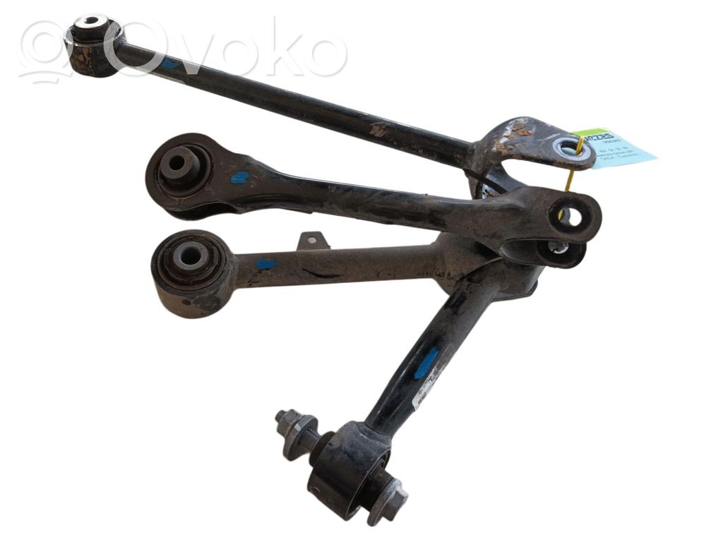 Brazo de suspensión trasero   118842300A,118843100A