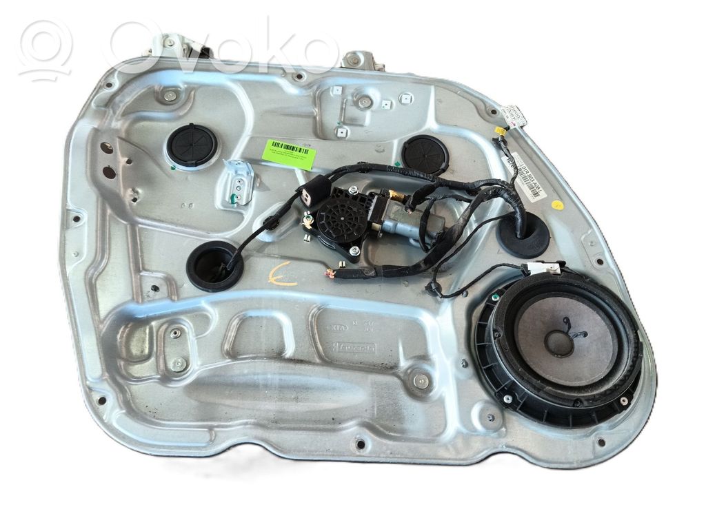 KIA Carens II Manualny podnośnik szyby drzwi przednich 
