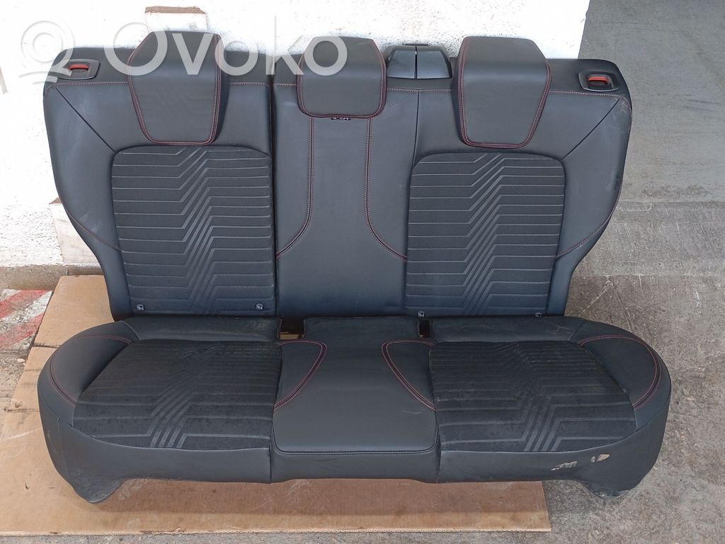 Ford Puma Takaistuin 