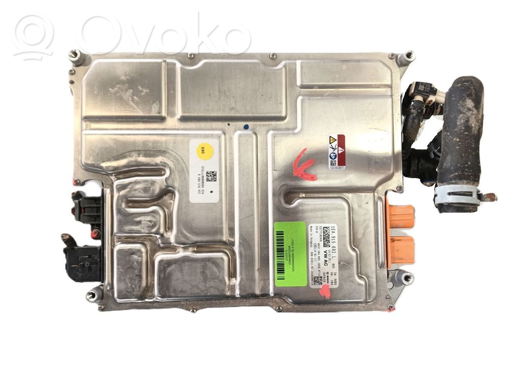 Inversor/convertidor de voltaje   1EA915692L,1EA915685Q