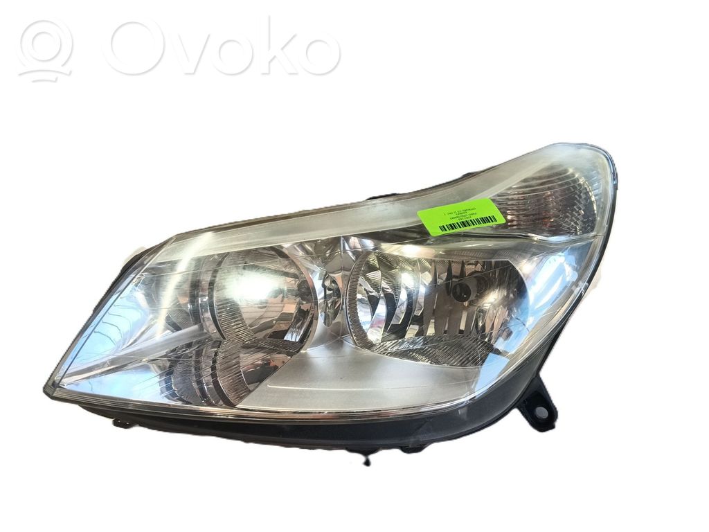 Phare frontale   620843,9650055980