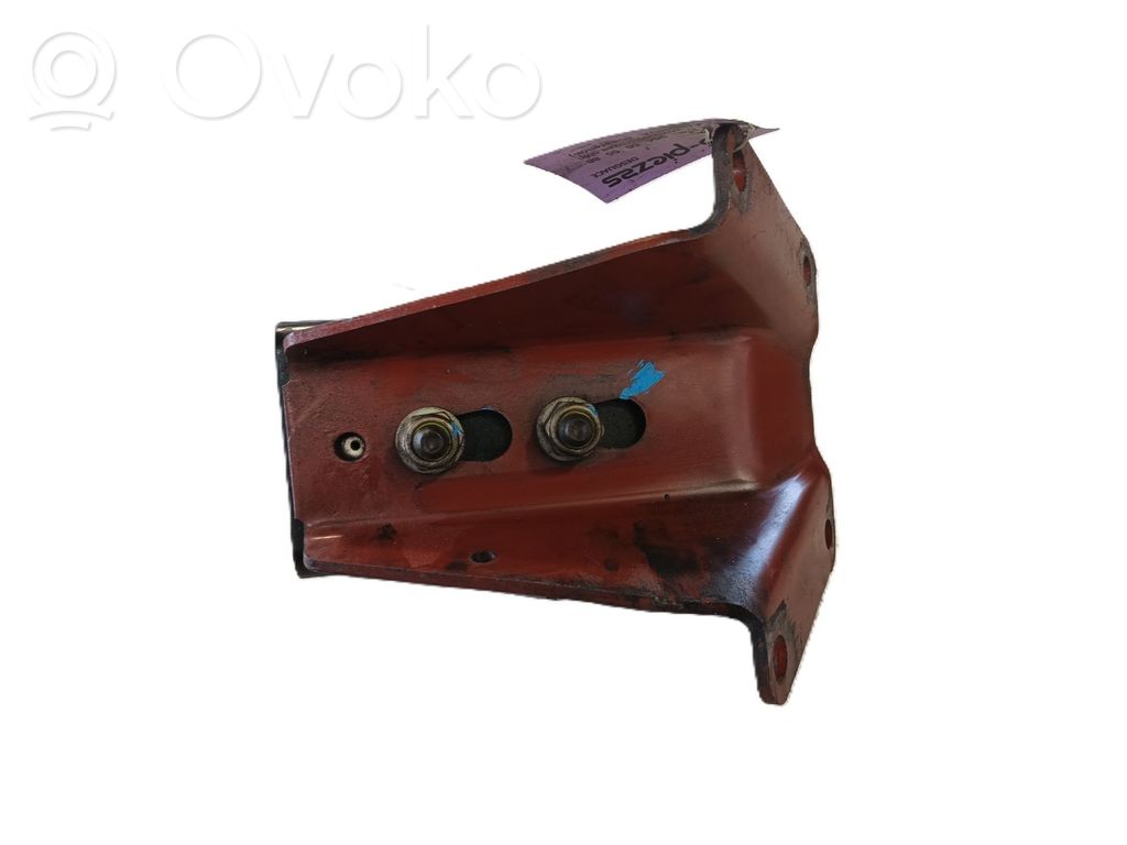 Iveco Daily 3rd gen Engine mount bracket 