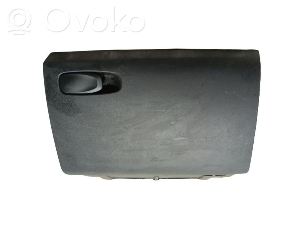 Volvo V40 Daiktadėžė
