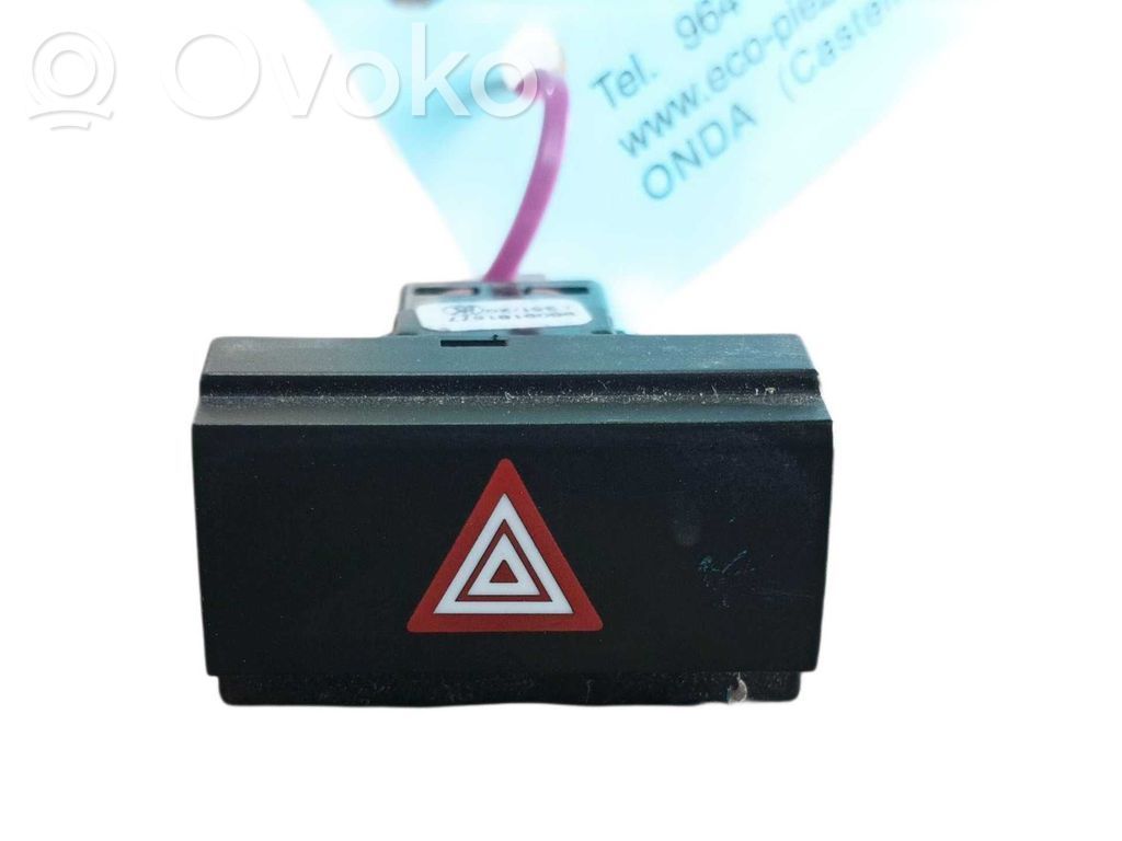 Botón interruptor de luz de peligro   SU001A5069,9809181677