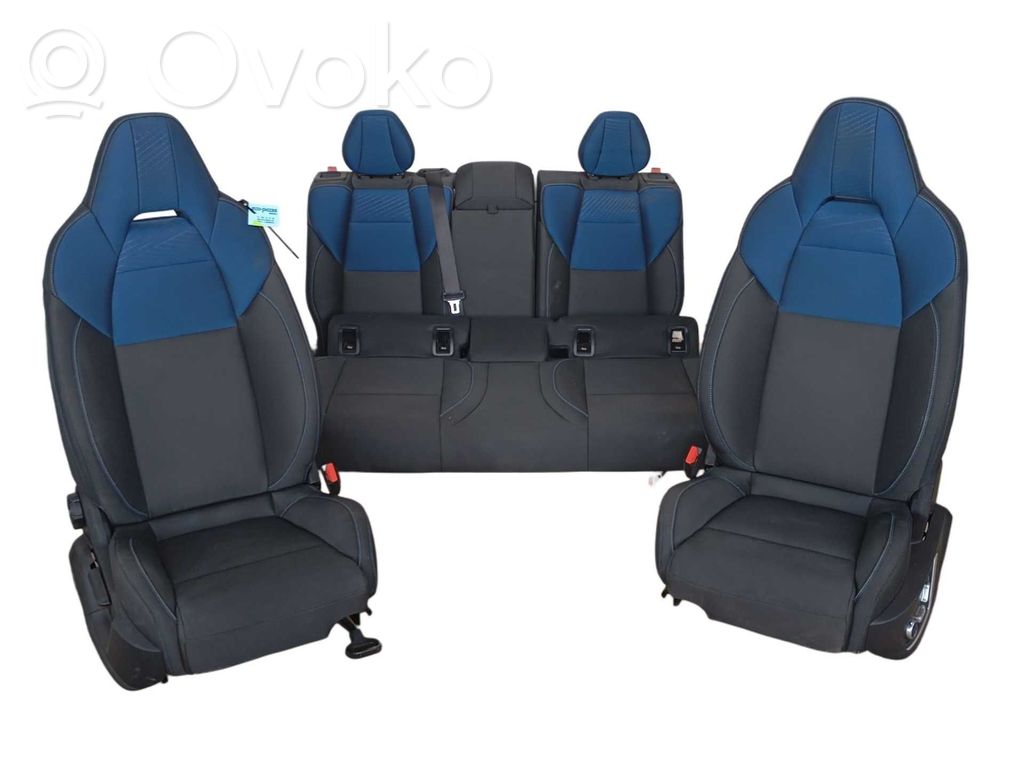 Lynk & co 01 Set scaune 