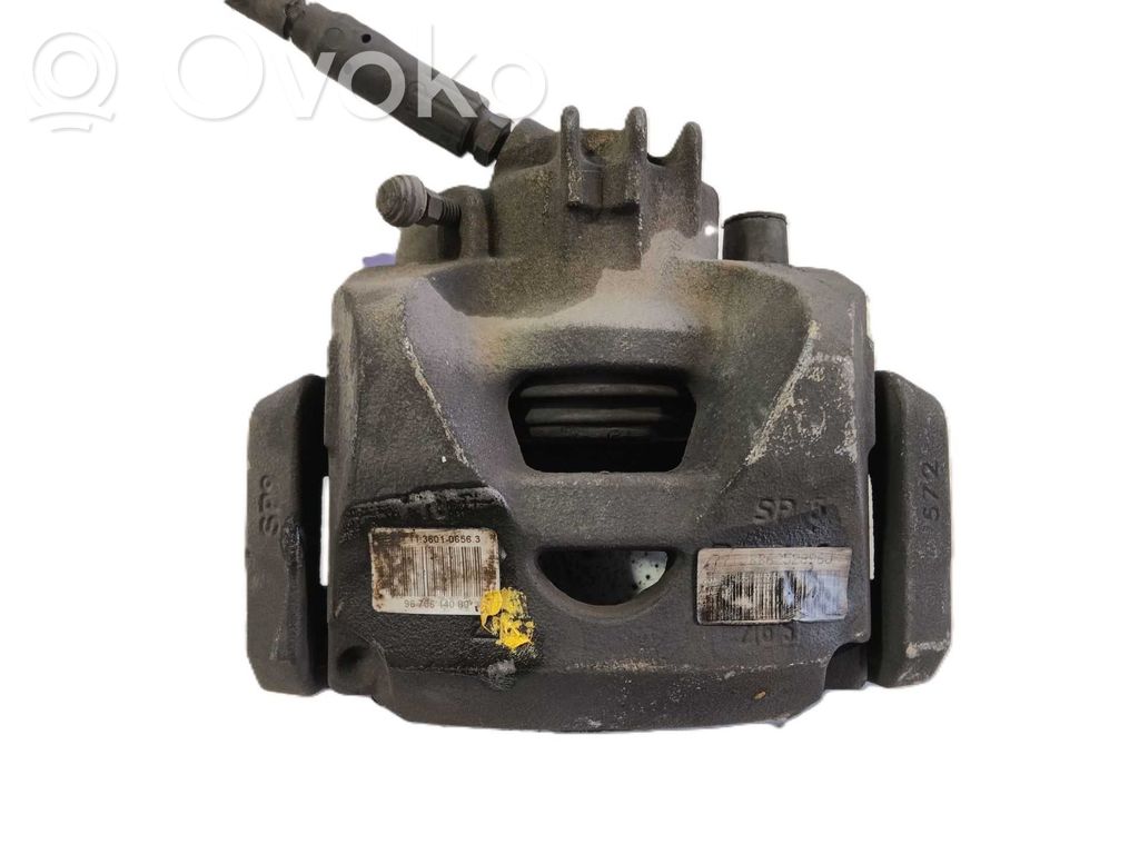 Etrier frână față   4400V8,11360106563