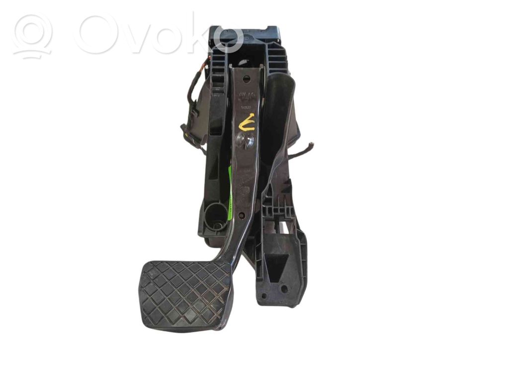 Pedal de freno   5Q1723058CD,230822