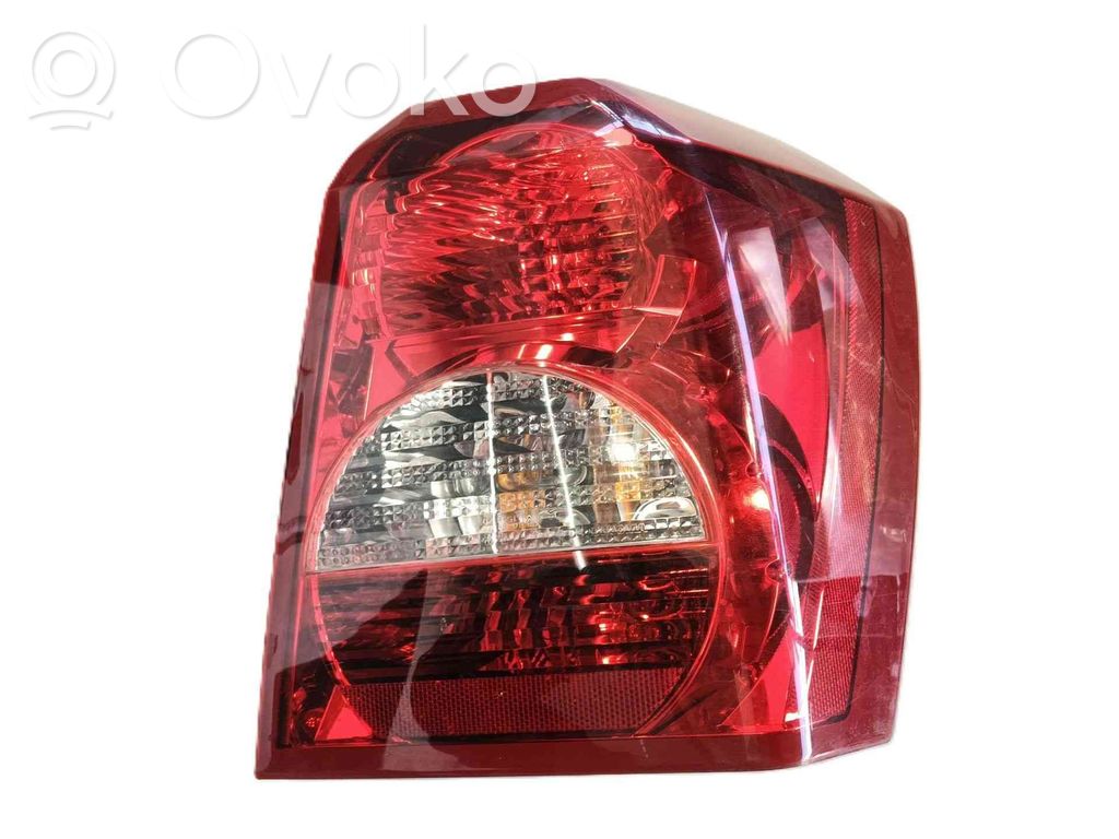 Dodge Caliber Lampa tylna 