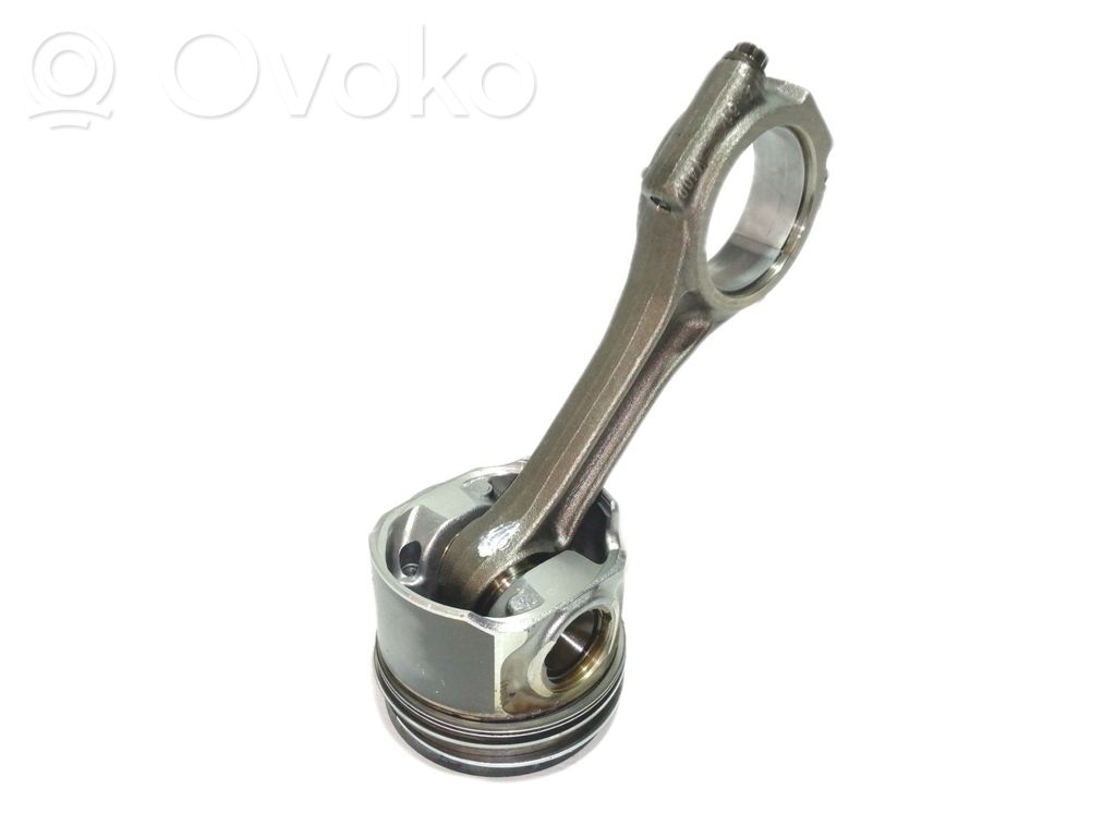 Mitsubishi Outlander Piston 