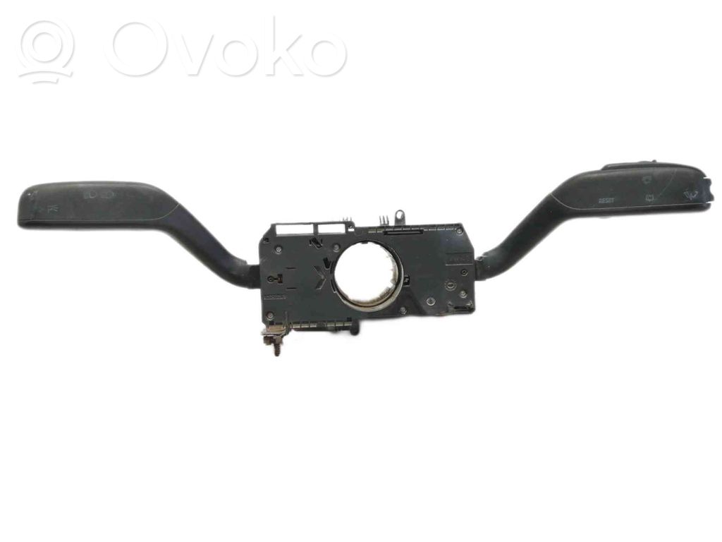 Skoda Roomster (5J) Interruptor de control multifunción