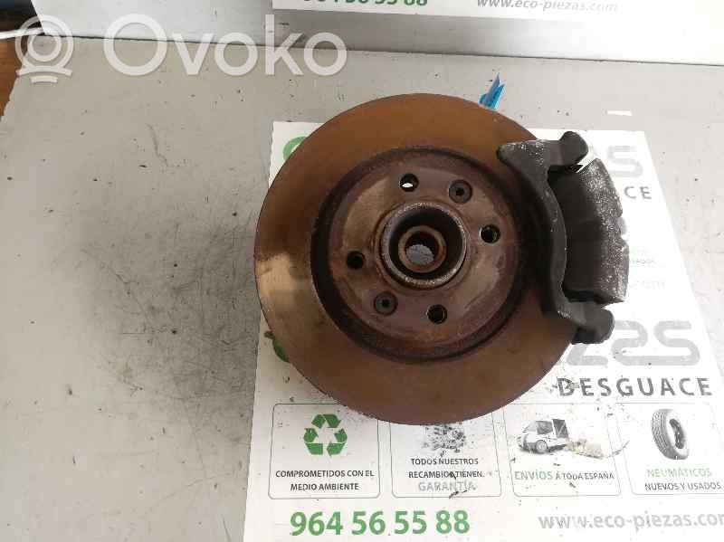 Renault Clio II Achsschenkel vorne 