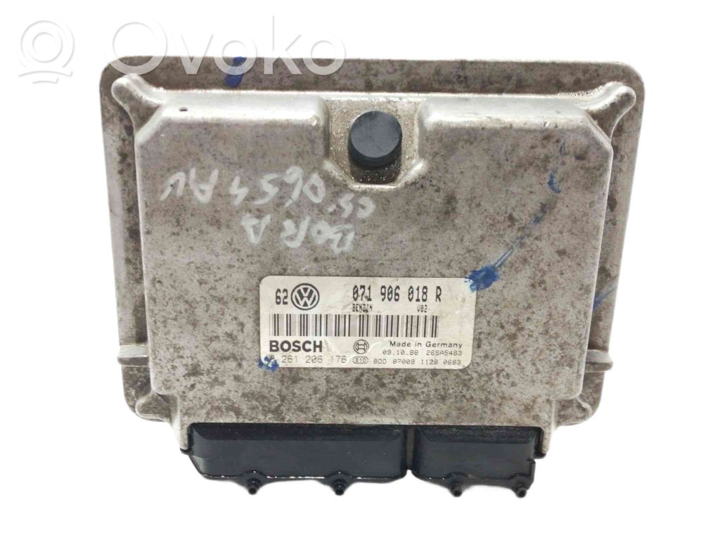 Volkswagen Bora Unitate/modul de control motor 