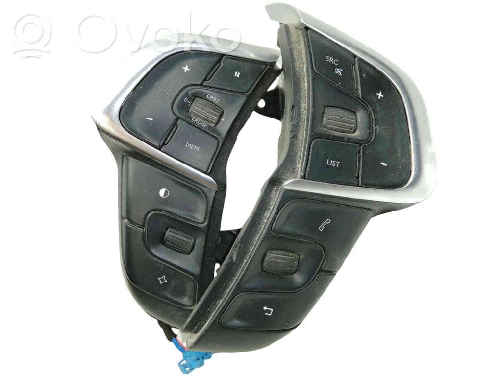 Citroen DS4 Pulsanti/interruttori sul volante 