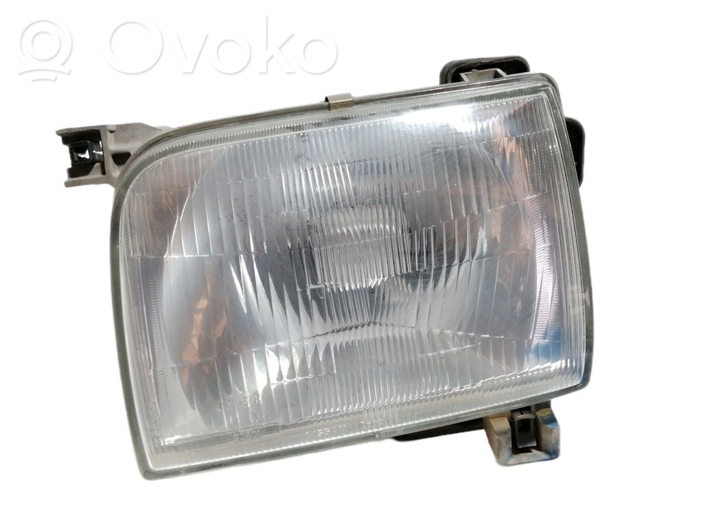 Nissan PickUp Faro/fanale