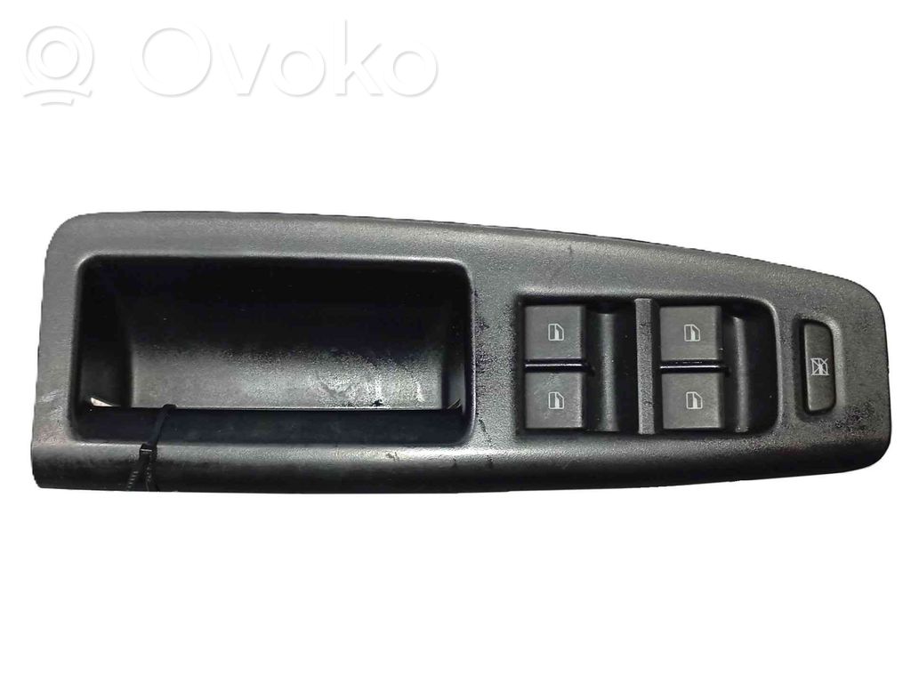 Volkswagen Polo IV 9N3 Interruptor del elevalunas eléctrico