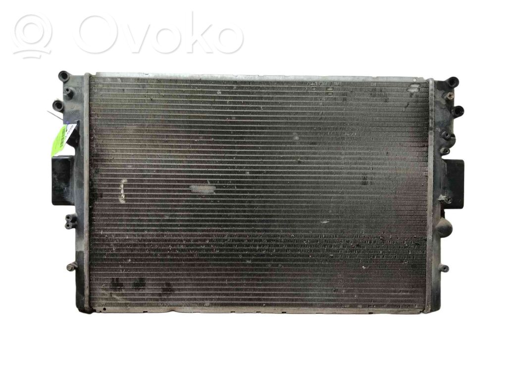 Iveco Daily 3rd gen Radiator lichid răcire 