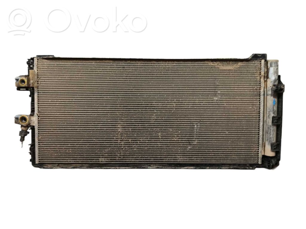 Volvo XC40 Radiateur condenseur de climatisation