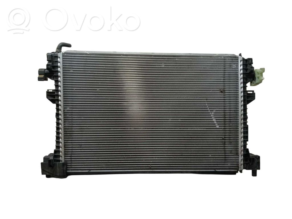 Volkswagen Golf SportWagen Radiator lichid răcire 