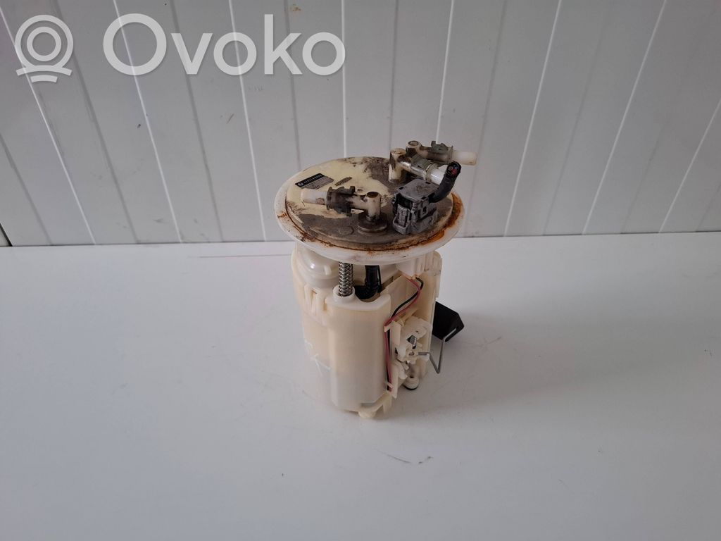 Bomba interna de combustible   42021AG000,1019618530