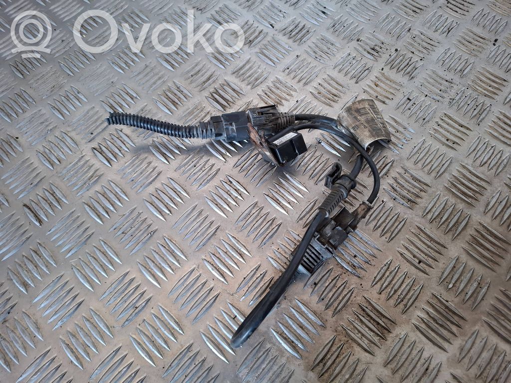 Opel Vectra C Air suspension front height level sensor 