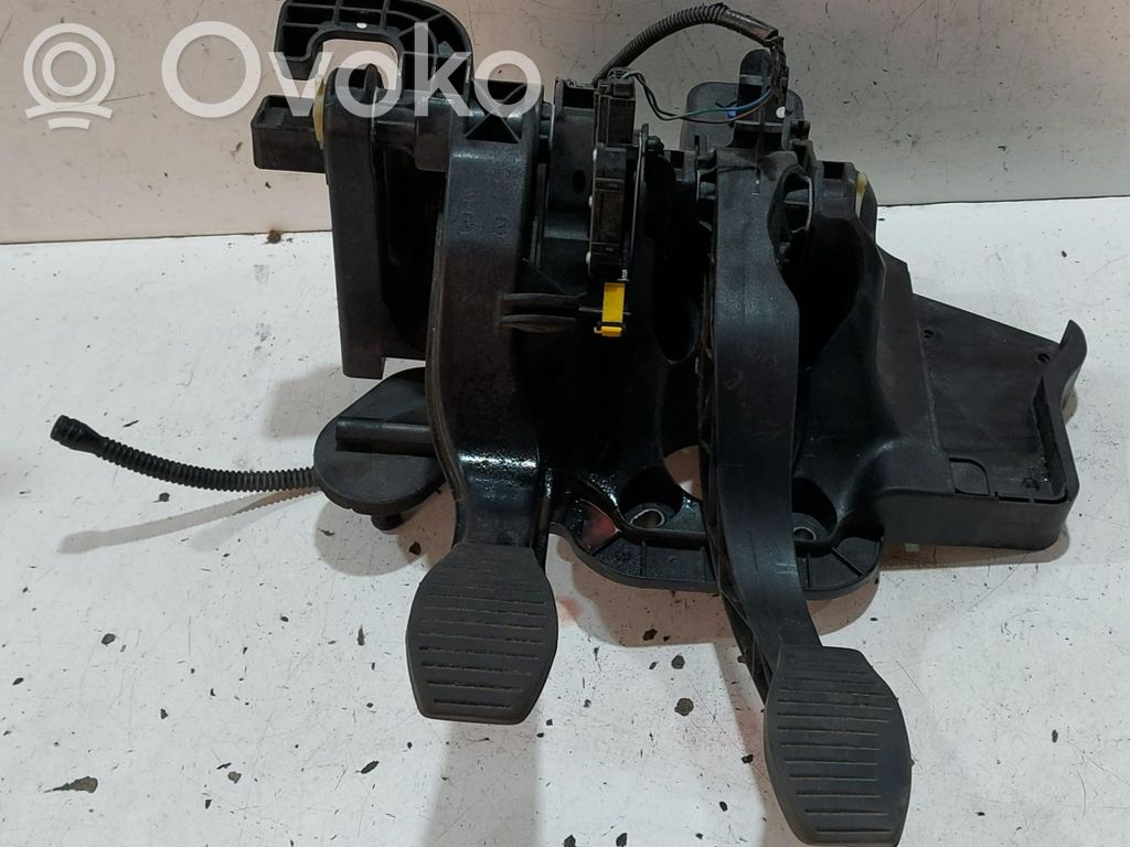 Citroen Nemo Pedal assembly 