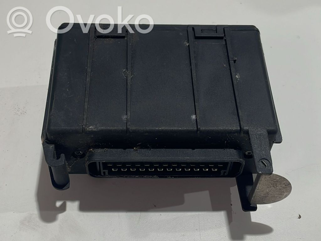 Volkswagen Golf II Engine control unit/module 