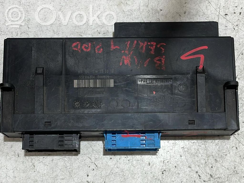 BMW 1 E81 E87 Module de fusibles 