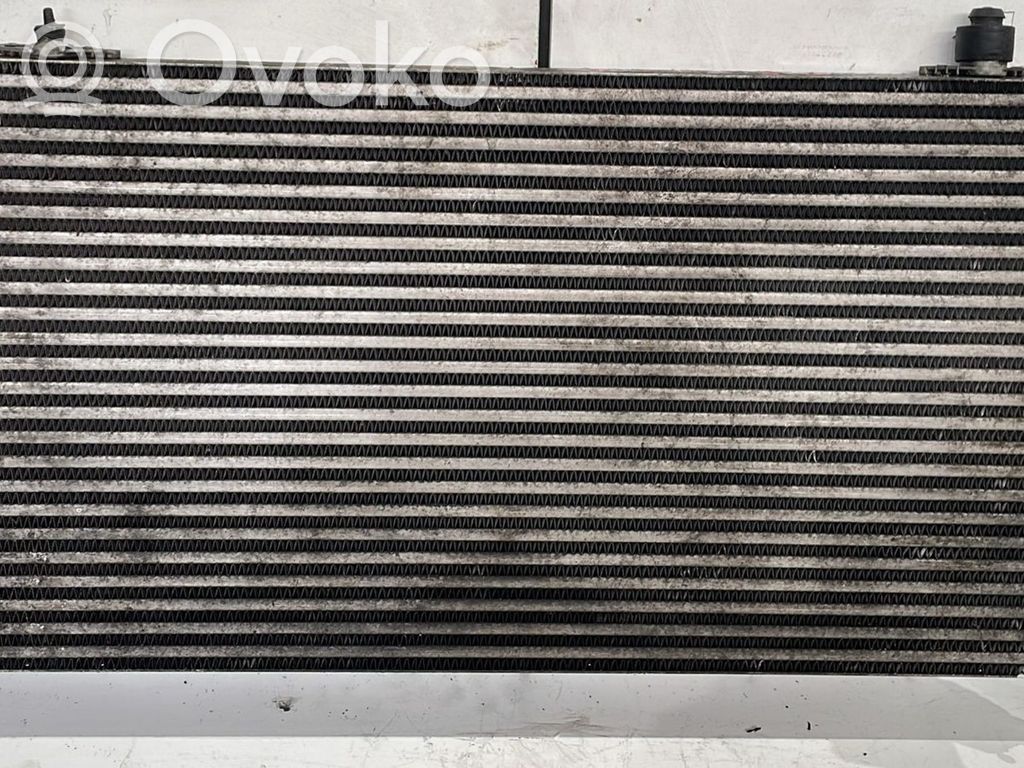 Citroen C5 Interkūlerio radiatorius 