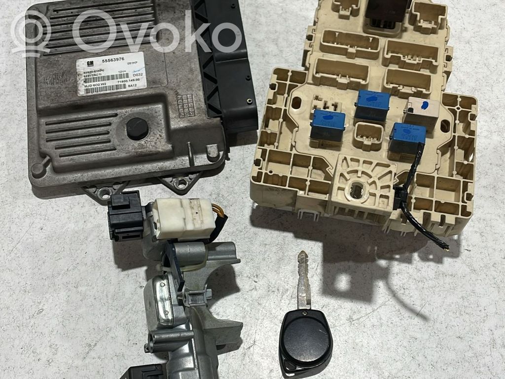 Suzuki Splash Juego de cerradura y set ECU del motor 
