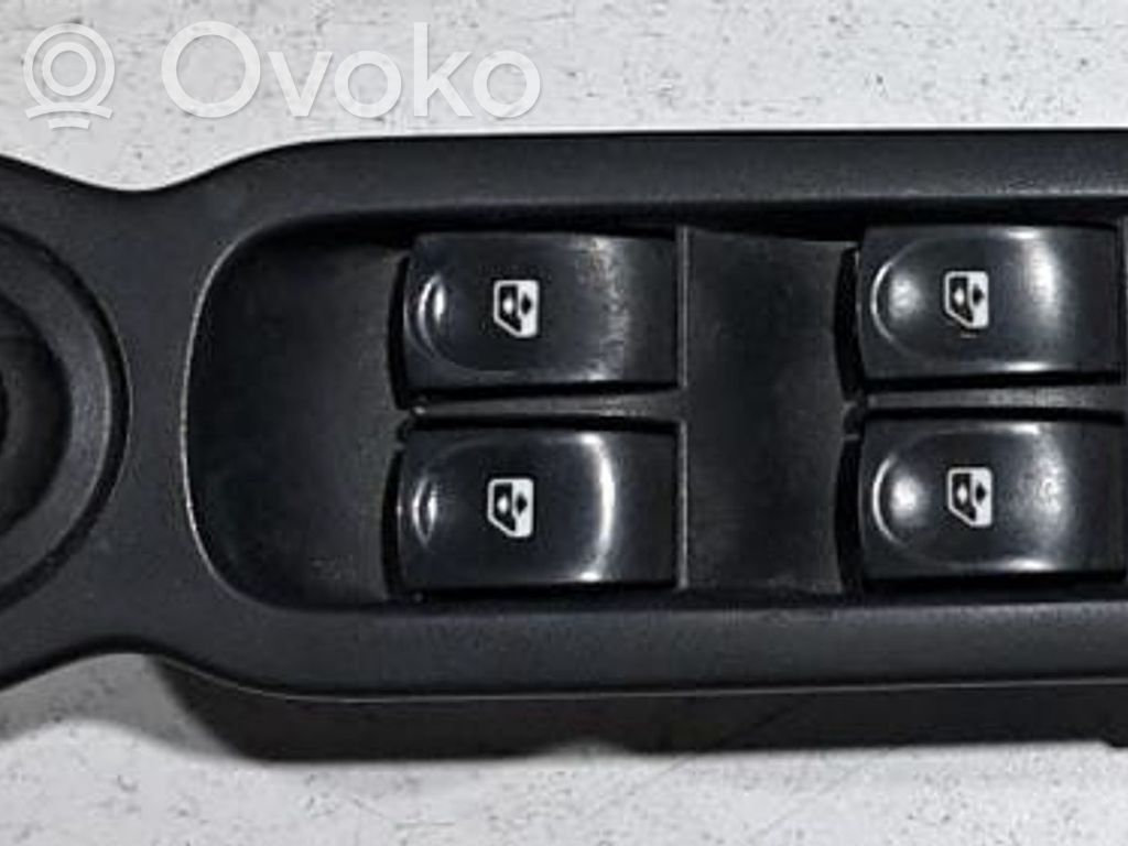 Renault Grand Modus Comutator comandă geamuri electrice 