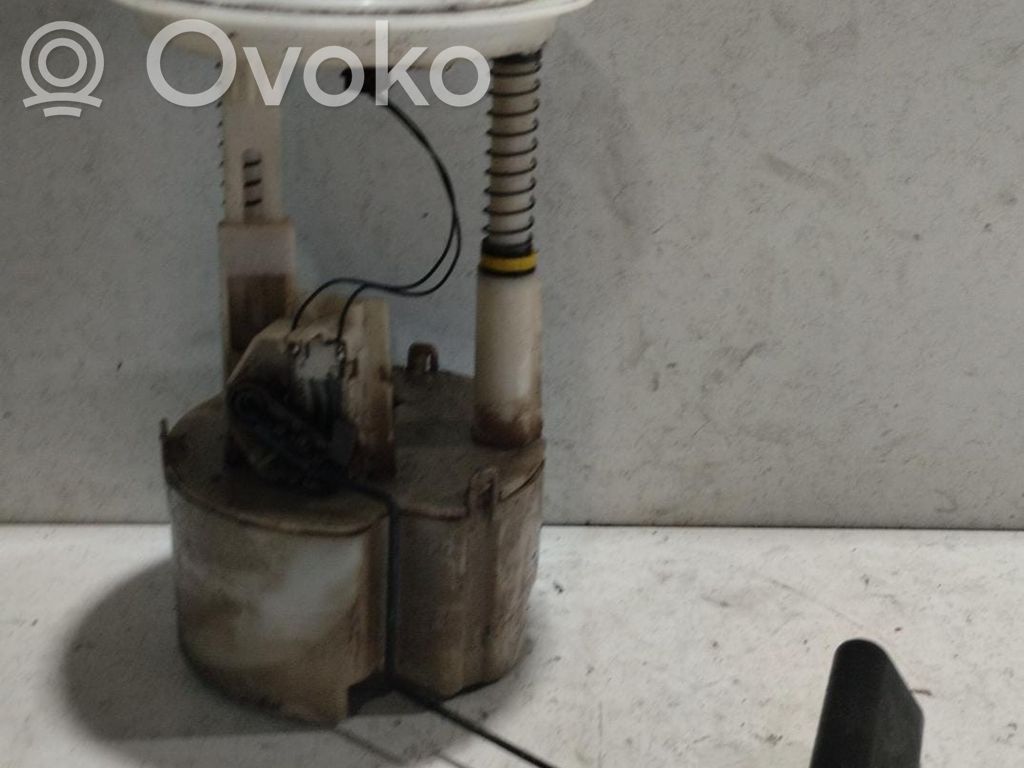 Nissan Juke I F15 Pompa carburante immersa