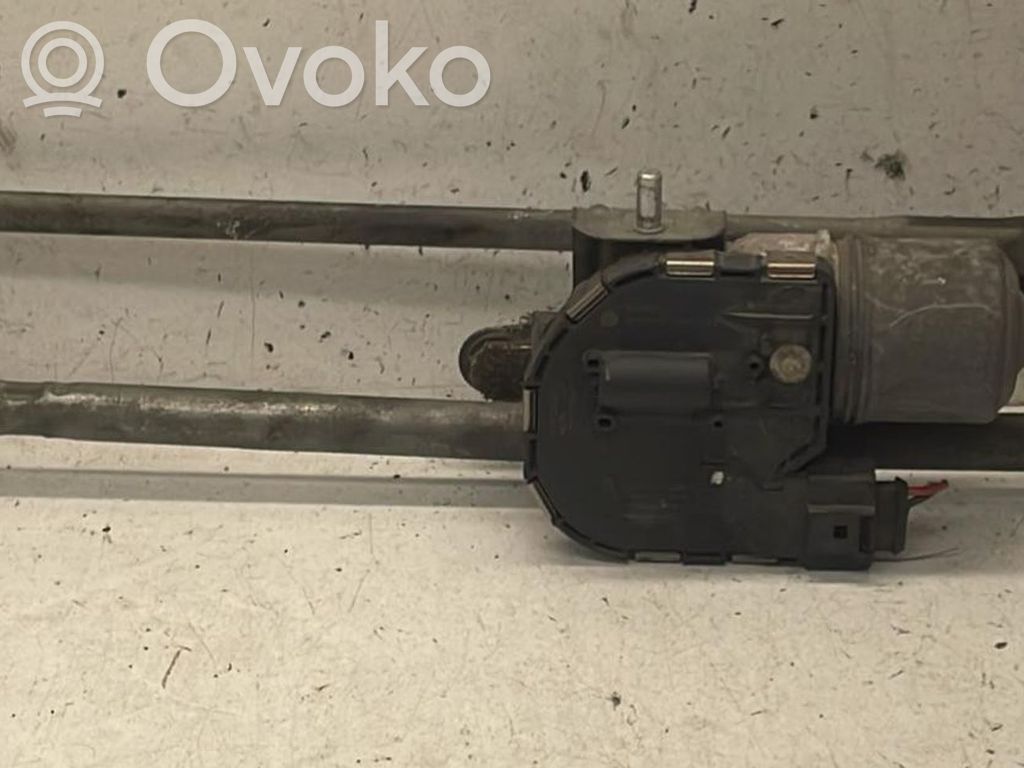 Volkswagen Golf V Moteur d'essuie-glace 
