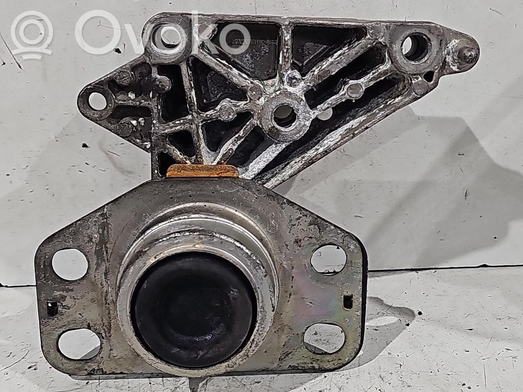 Engine mounting bracket   7700432410,7700432410
