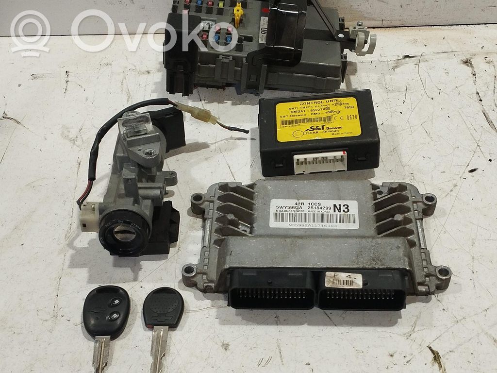 Chevrolet Aveo Engine ECU kit and lock set
