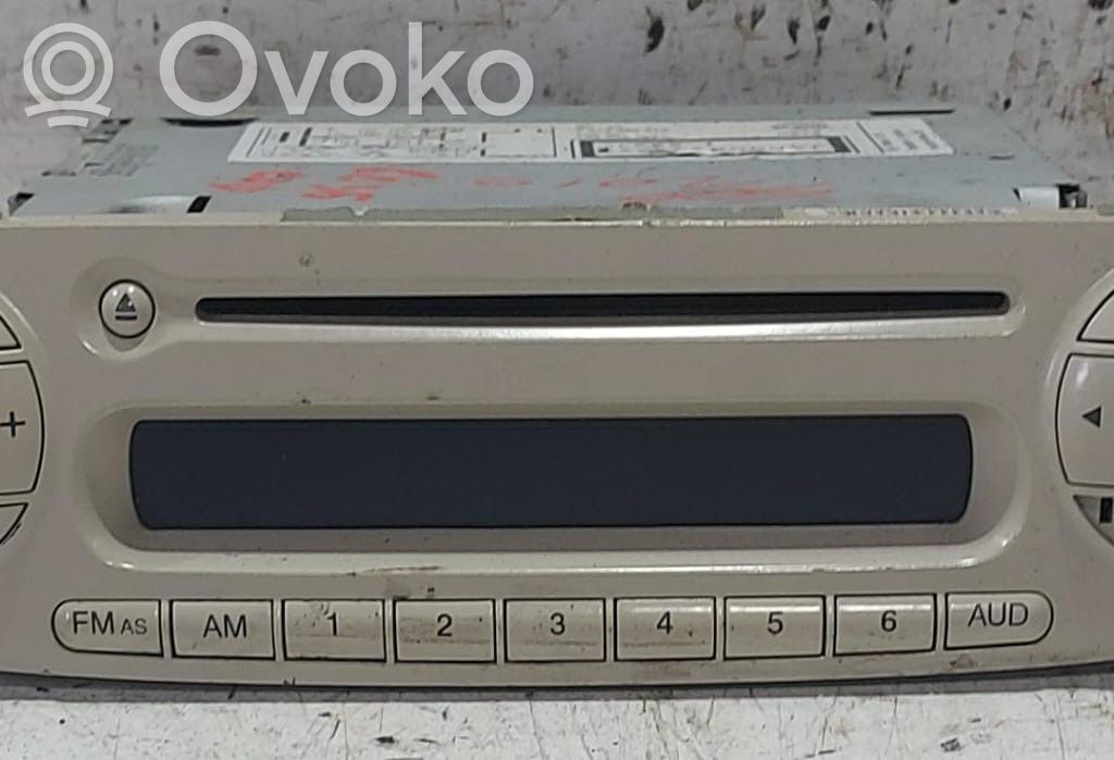 Fiat 500 Panel / Radioodtwarzacz CD/DVD/GPS 