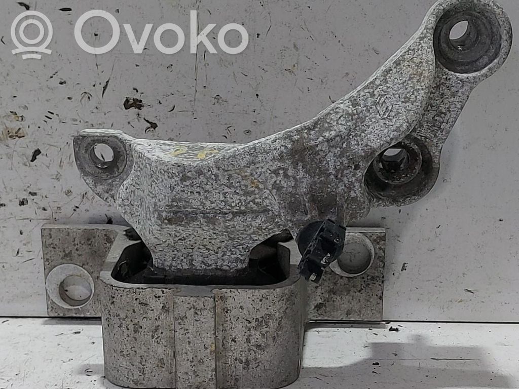 Soporte de montaje del motor (Usadas)