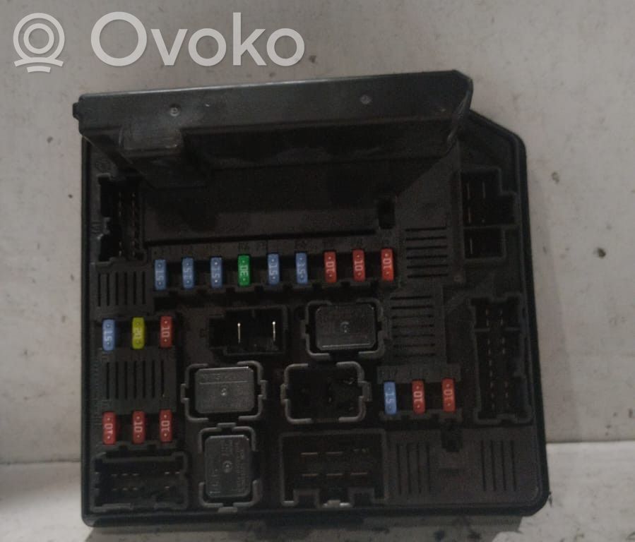 Nissan Qashqai Modulo fusibile 