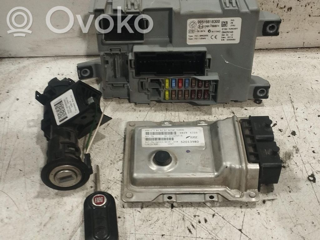 Fiat 500 Engine ECU kit and lock set 