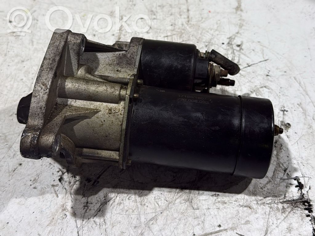 Motor de arranque   220008093,220008093