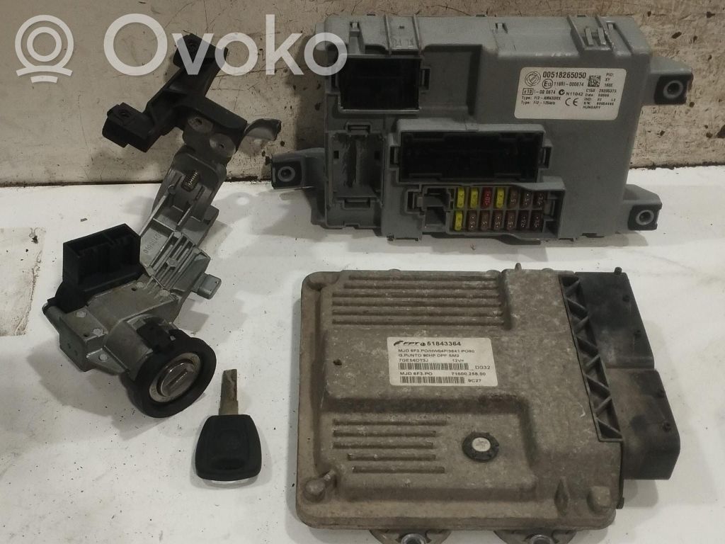 Fiat Grande Punto Komputer / Sterownik ECU i komplet kluczy 