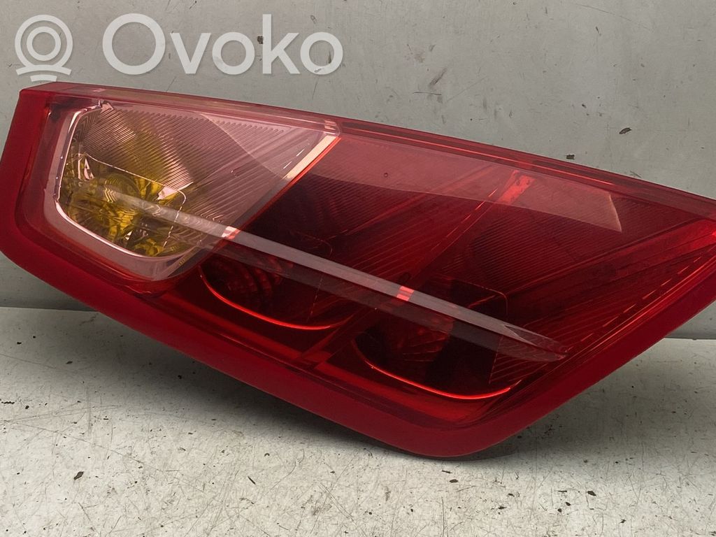 Fiat Grande Punto Feux arrière / postérieurs 