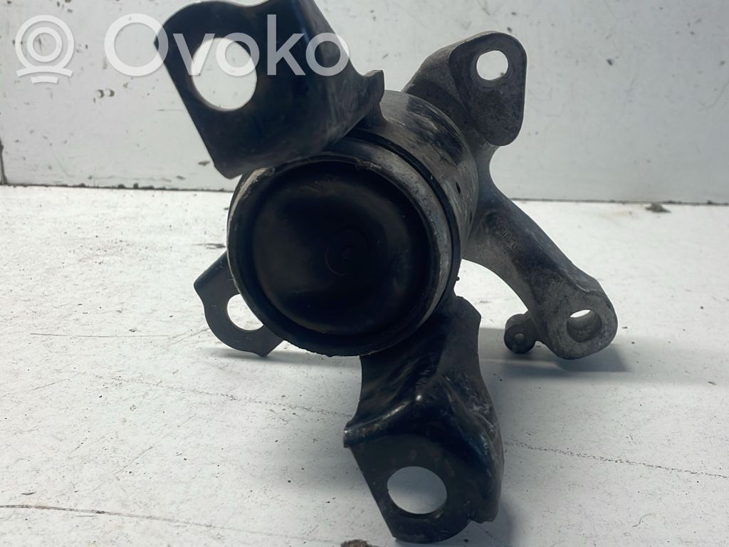 Ford Fiesta Engine mounting bracket 
