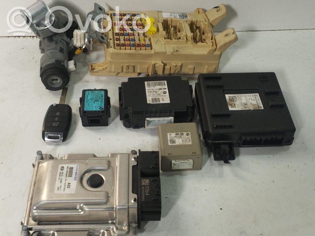 KIA Picanto Engine ECU kit and lock set 