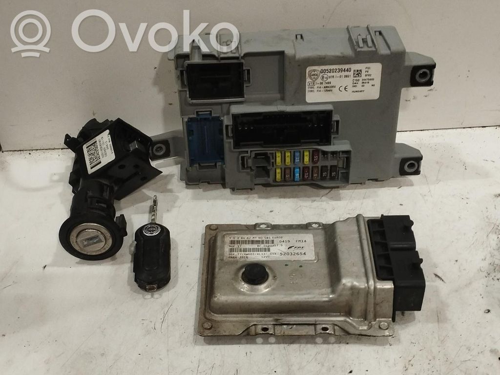 Lancia Ypsilon Engine ECU kit and lock set 