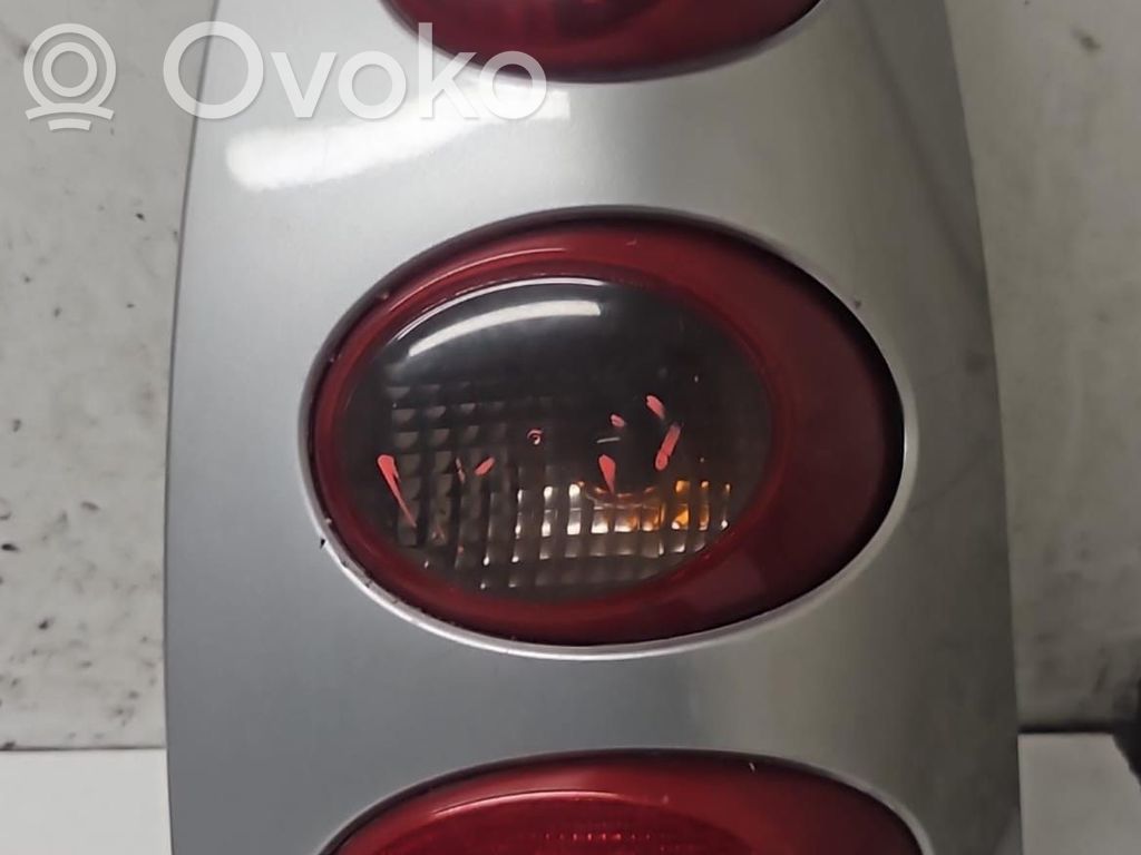 Smart ForTwo I MC01 Luz trasera/de freno 