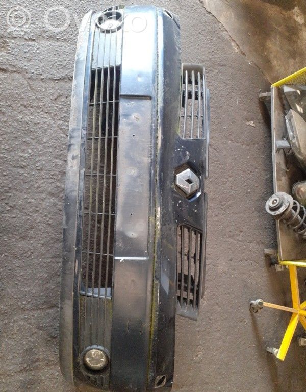 Renault Espace IV Front bumper 