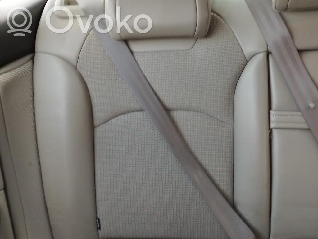 Citroen C5 Cinturón trasero 